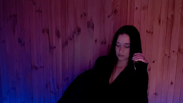 Snapshot of AlisaLink chatting on 10.17.25 AlisaLink online show from 10.17.25