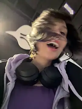 bigbabykiki online show from 02.13.25