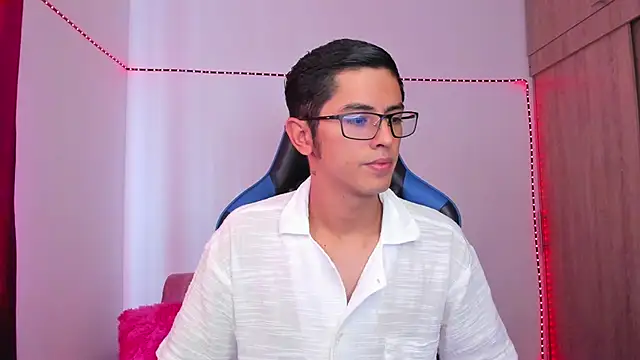 Ethan Sai    online show from 12.08.24