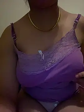 Snapshot of Maha_Ms chatting on 02.12.25 Maha Ms online show from 02.12.25