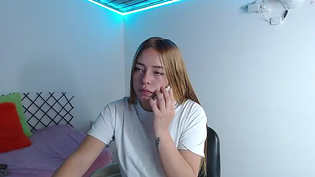 karla charloby online show from 09.23.25