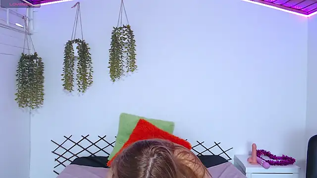 karla charloby online show from 09.29.25