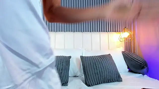 LinaGlam online show from 09.11.25