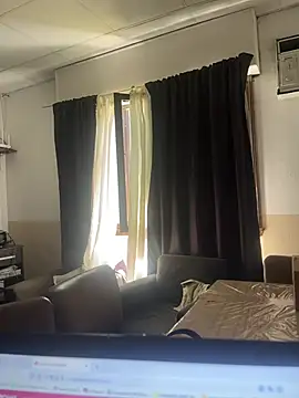 Popinasq online show from 02.17.26