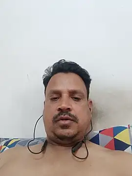 Raj1043 online show from 02.18.25