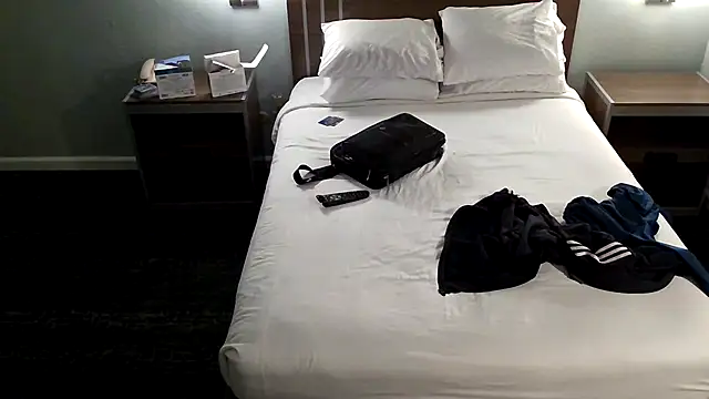 Snapshot of EatMyCake831 chatting on 12.09.24 EatMyCake831 online show from 12.09.24