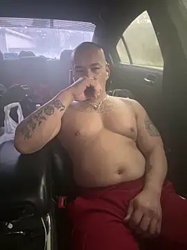 Snapshot of EatMyCake831 chatting on 12.28.24 EatMyCake831 online show from 12.28.24