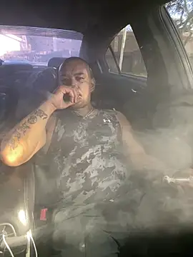 Snapshot of EatMyCake831 chatting on 01.08.25 EatMyCake831 online show from 01.08.25