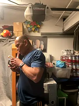 Snapshot of EatMyCake831 chatting on 09.28.25 EatMyCake831 online show from 09.28.25