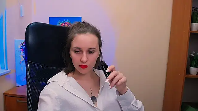 Snapshot of _Nicole_new chatting on 02.17.25  Nicole new online show from 02.17.25