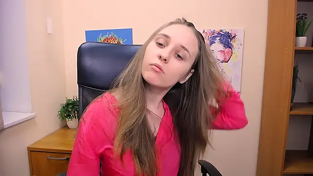 Snapshot of _Nicole_new chatting on 02.25.25  Nicole new online show from 02.25.25