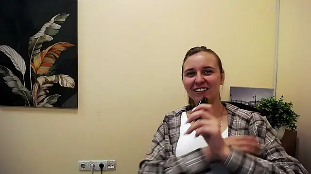 Snapshot of _Nicole_new chatting on 09.12.25  Nicole new online show from 09.12.25