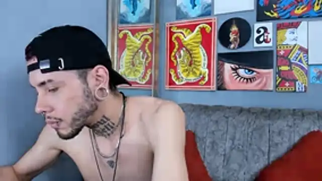 MurdockH online show from 12.19.25