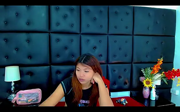 Isalombardi online show from 04.18.26