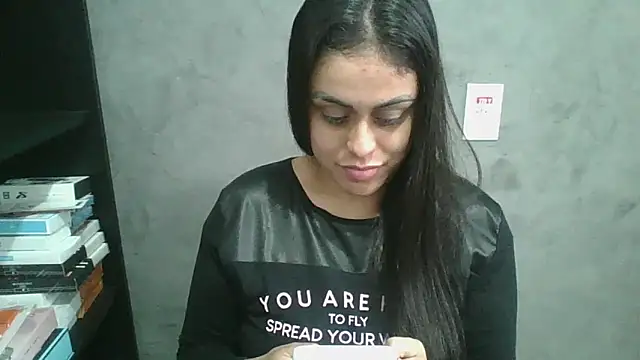 Snapshot of amorinha99 chatting on 05.16.26 amorinha99 online show from 05.16.26