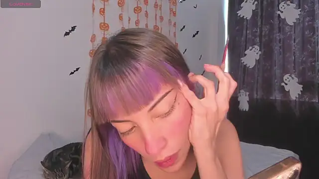 MiaGoth  online show from 10.22.25