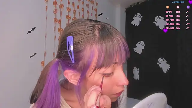 MiaGoth  online show from 10.24.25