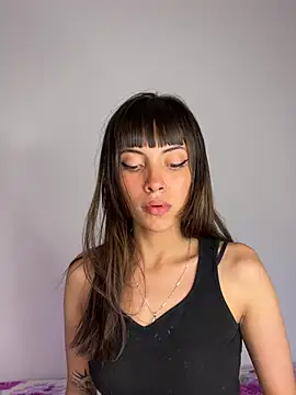 Snapshot of MiaGoth_ chatting on 05.15.26 MiaGoth online show from 05.15.26
