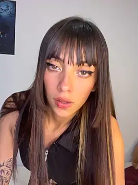 Snapshot of MiaGoth_ chatting on 06.07.26 MiaGoth online show from 06.07.26