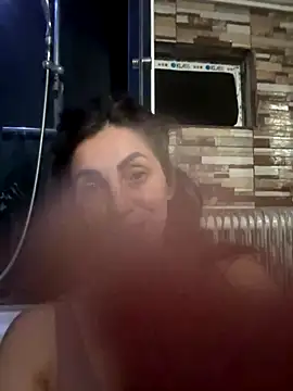 EmaSkyes online show from 10.27.25