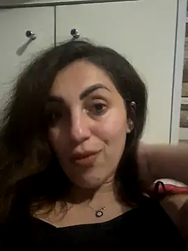 EmaSkyes online show from 11.10.25