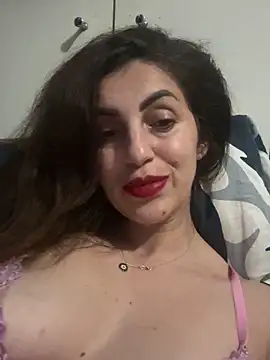 EmaSkyes online show from 11.13.25