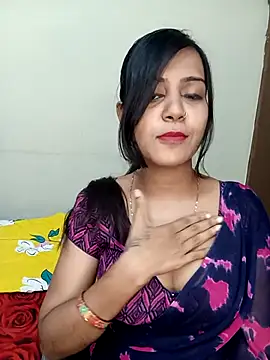 Snapshot of Miss-Riyasingh chatting on 10.24.25 Miss-Riyasingh online show from 10.24.25