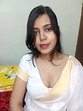 Snapshot of Miss-Riyasingh chatting on 11.02.25 Miss-Riyasingh online show from 11.02.25