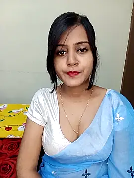 Snapshot of Miss-Riyasingh chatting on 11.04.25 Miss-Riyasingh online show from 11.04.25