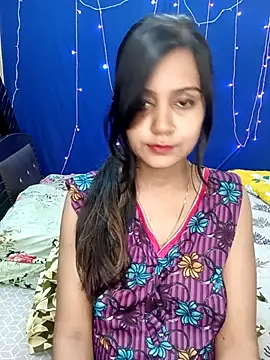 Snapshot of Miss-Riyasingh chatting on 11.10.25 Miss-Riyasingh online show from 11.10.25