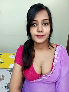 Snapshot of Miss-Riyasingh chatting on 11.20.25 Miss-Riyasingh online show from 11.20.25