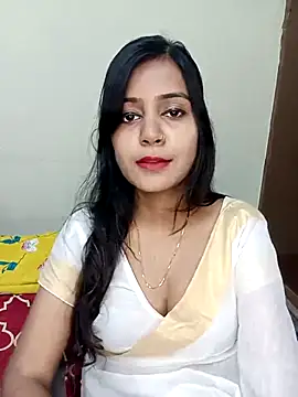 Snapshot of Miss-Riyasingh chatting on 11.30.25 Miss-Riyasingh online show from 11.30.25