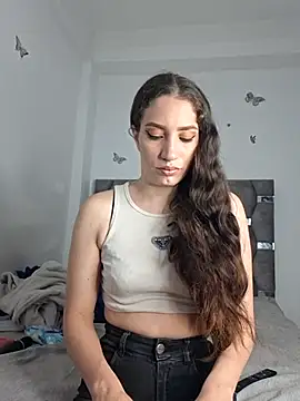 aurelialux online show from 07.18.26
