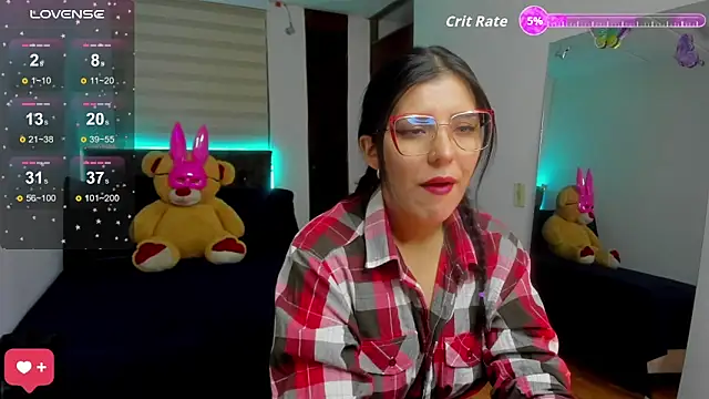 Luxxur69 online show from 09.19.25