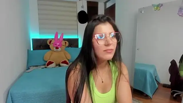 Luxxur69 online show from 12.02.25