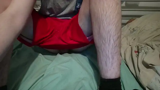 Snapshot of krissraw chatting on 02.18.25 krissraw online show from 02.18.25