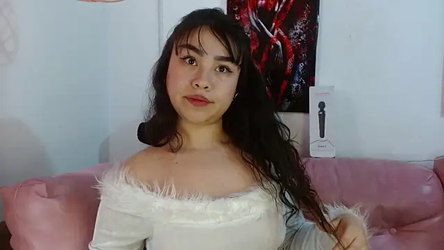 hinataleecs online show from 11.30.25