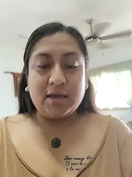 Snapshot of EmpaticBolillo chatting on 10.01.25 EmpaticBolillo online show from 10.01.25