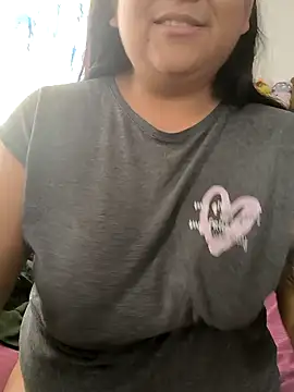 Snapshot of EmpaticBolillo chatting on 10.09.25 EmpaticBolillo online show from 10.09.25