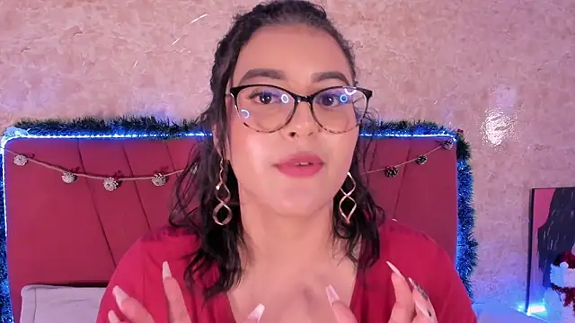 Snapshot of LorenaStevens chatting on 12.21.24 LorenaStevens online show from 12.21.24
