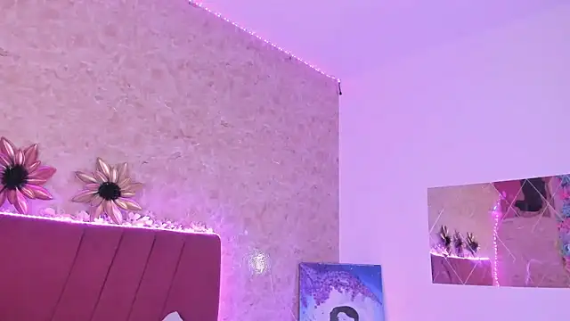 Snapshot of LorenaStevens chatting on 02.03.25 LorenaStevens online show from 02.03.25