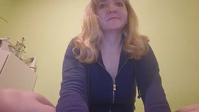 EstrellaWalters online show from 01.02.25