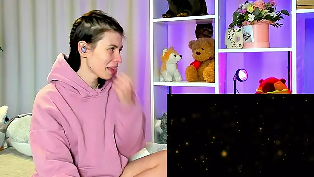 callmetori online show from 12.04.24