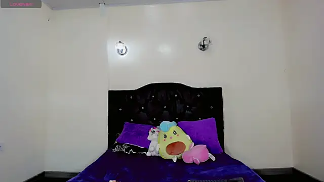 Elissa taylor  online show from 02.10.25