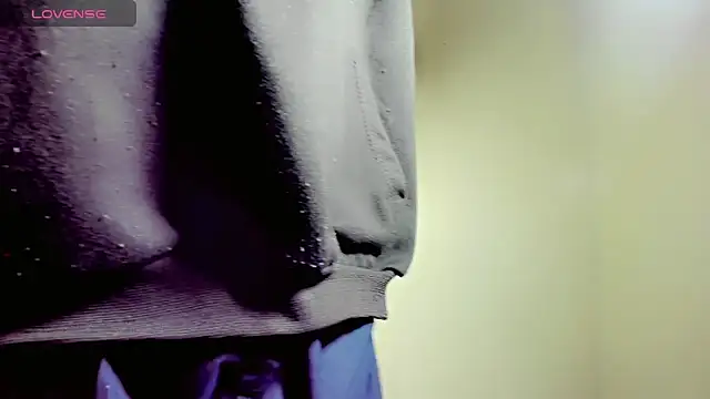 Elissa taylor  online show from 02.17.25