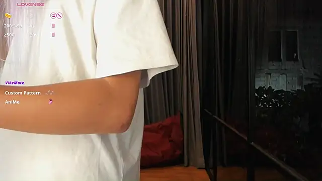 Snapshot of adele_lyv chatting on 12.03.24 adele lyv online show from 12.03.24