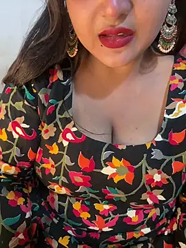 Ayesha mahi online show from 03.18.26