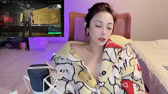 Snapshot of Daisy-77 chatting on 02.24.26 Daisy-77 online show from 02.24.26