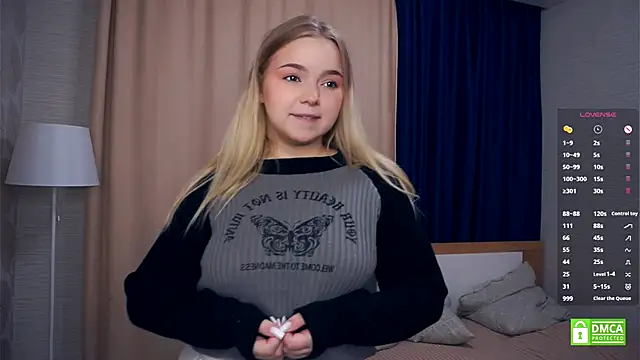 ZaraCreedon online show from 11.13.25