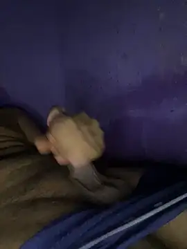 Snapshot of Sexy_king4 chatting on 10.28.25 Sexy king4 online show from 10.28.25